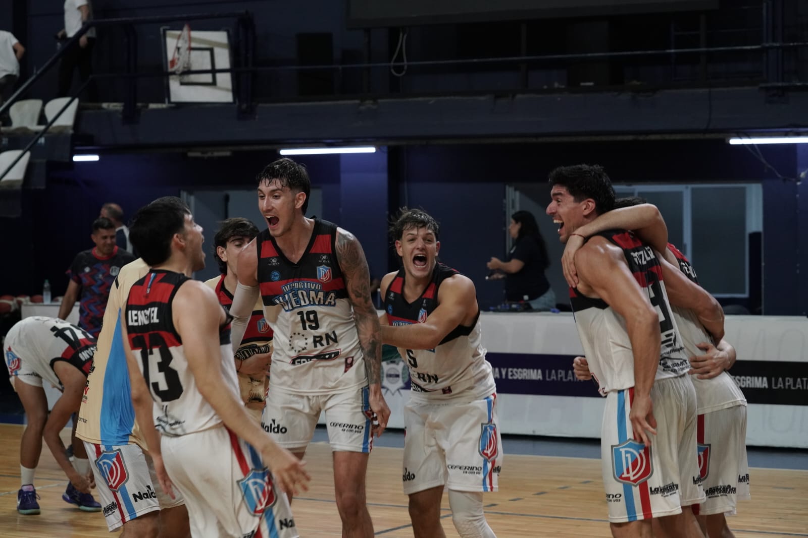 El Lobo cayÃ³ en el Poli ante Deportivo Viedma