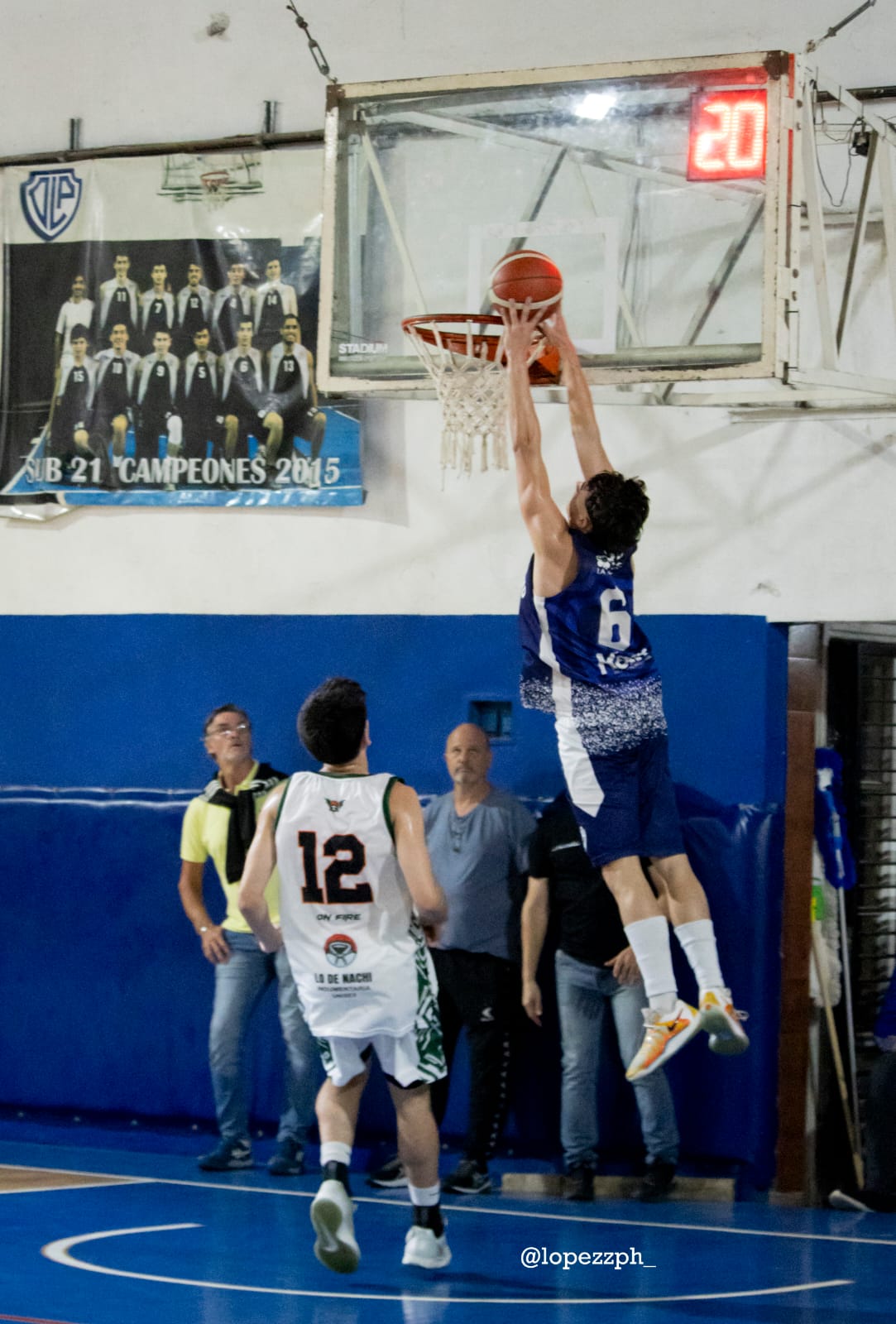 Deportivo sac&oacute; pecho y derrot&oacute; a Hogar