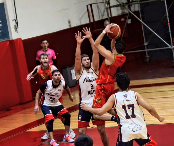 El Griego manej&oacute; el juego y derrot&oacute; al Sabalero