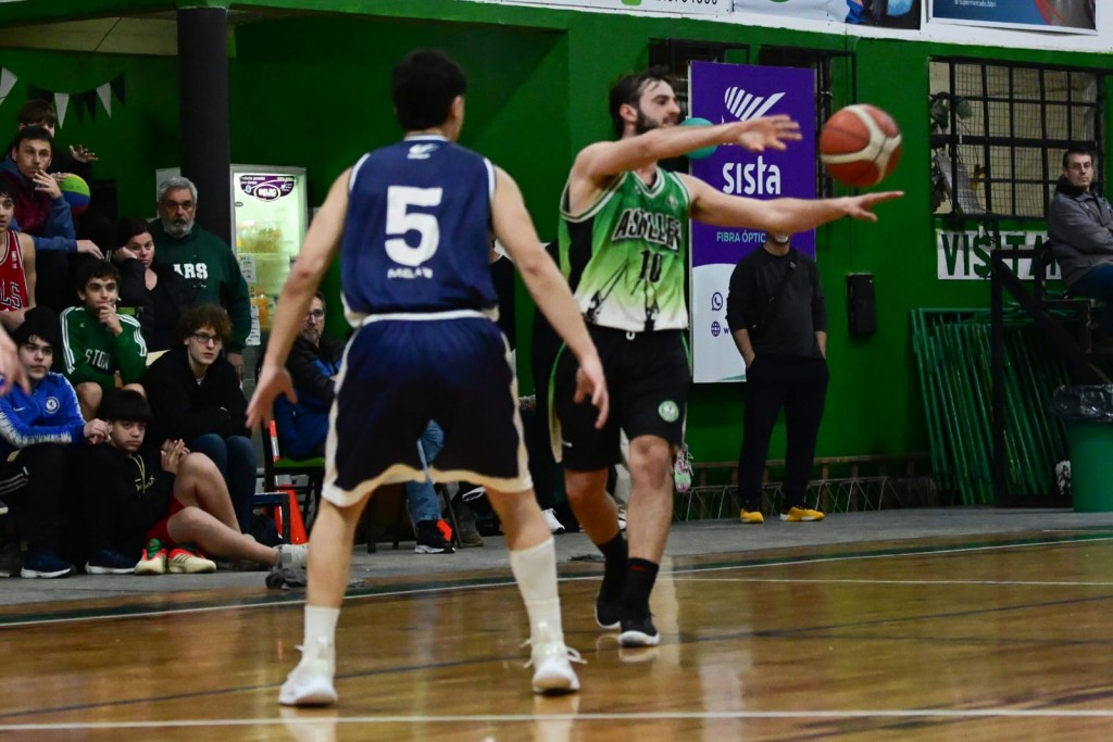 Juventud festejó el clásico y la cuarta fecha dejó duelos vibrantes en la zona A2